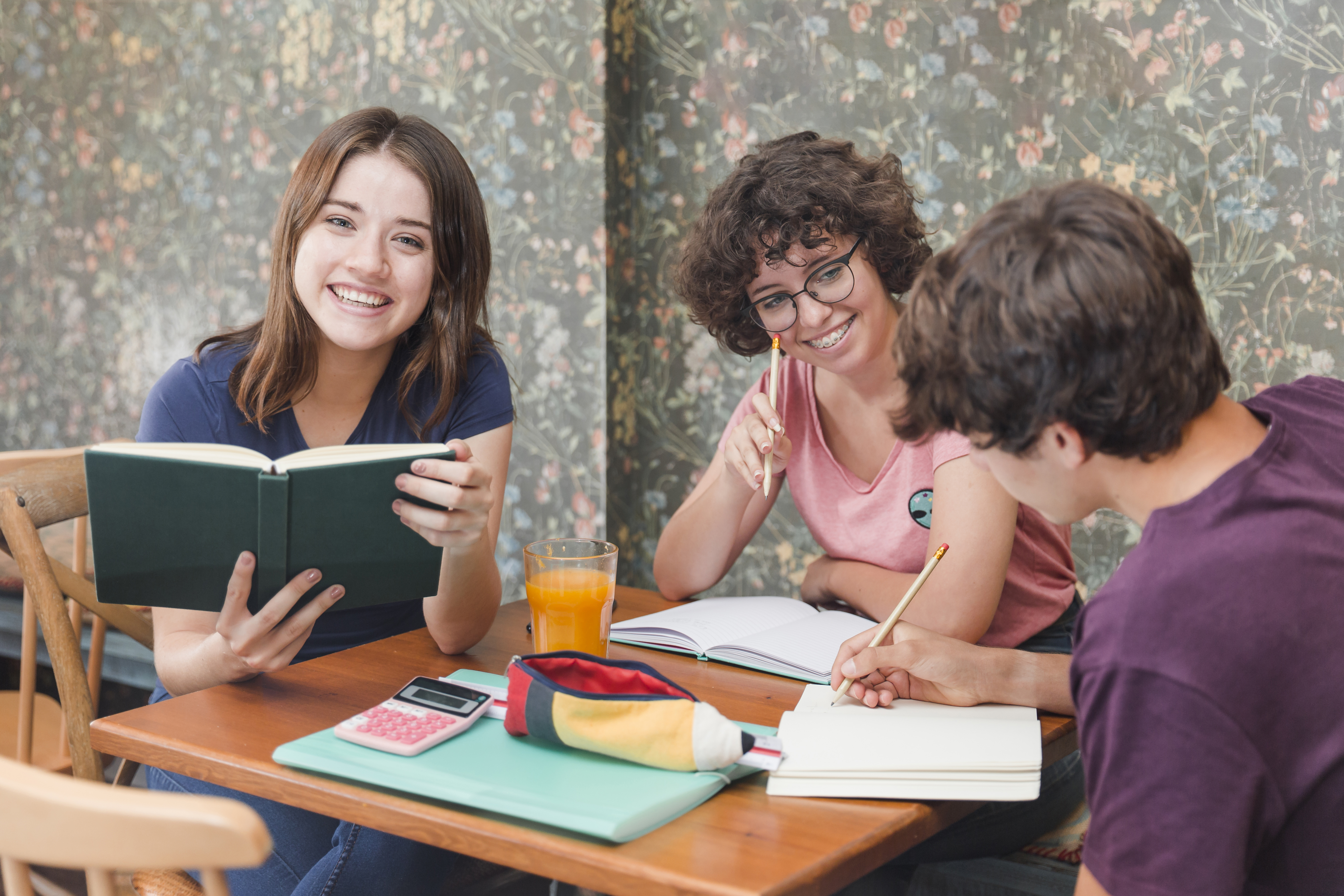 YASH COMFY ABODE background